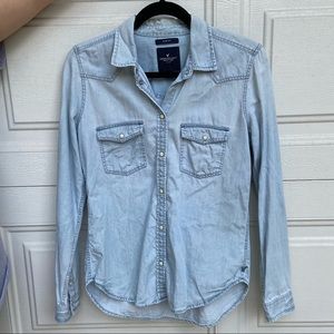 American Eagle blue Button up shirt